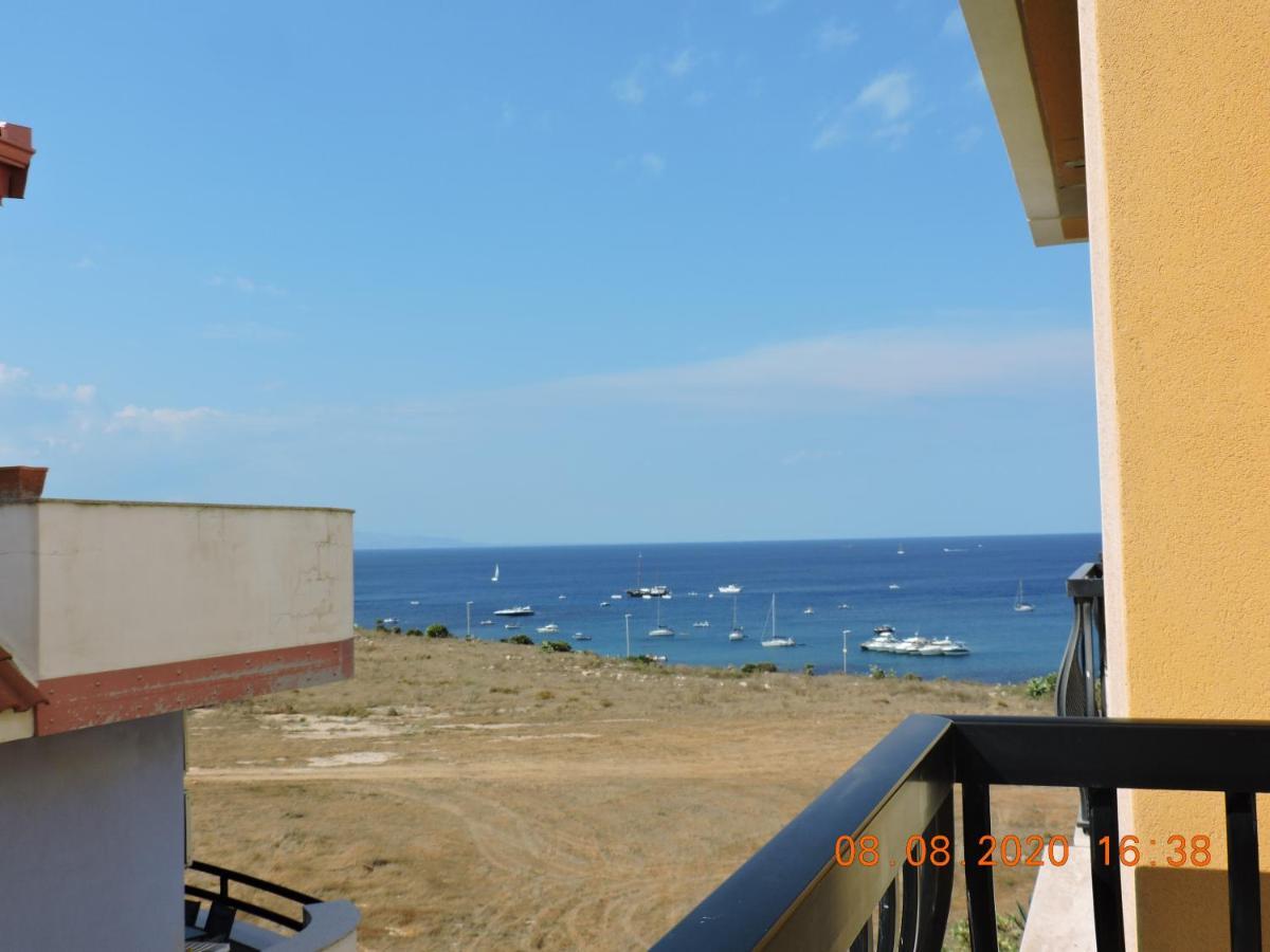 B&B Aquila Reale Portopalo Di Capo Passero Exterior photo