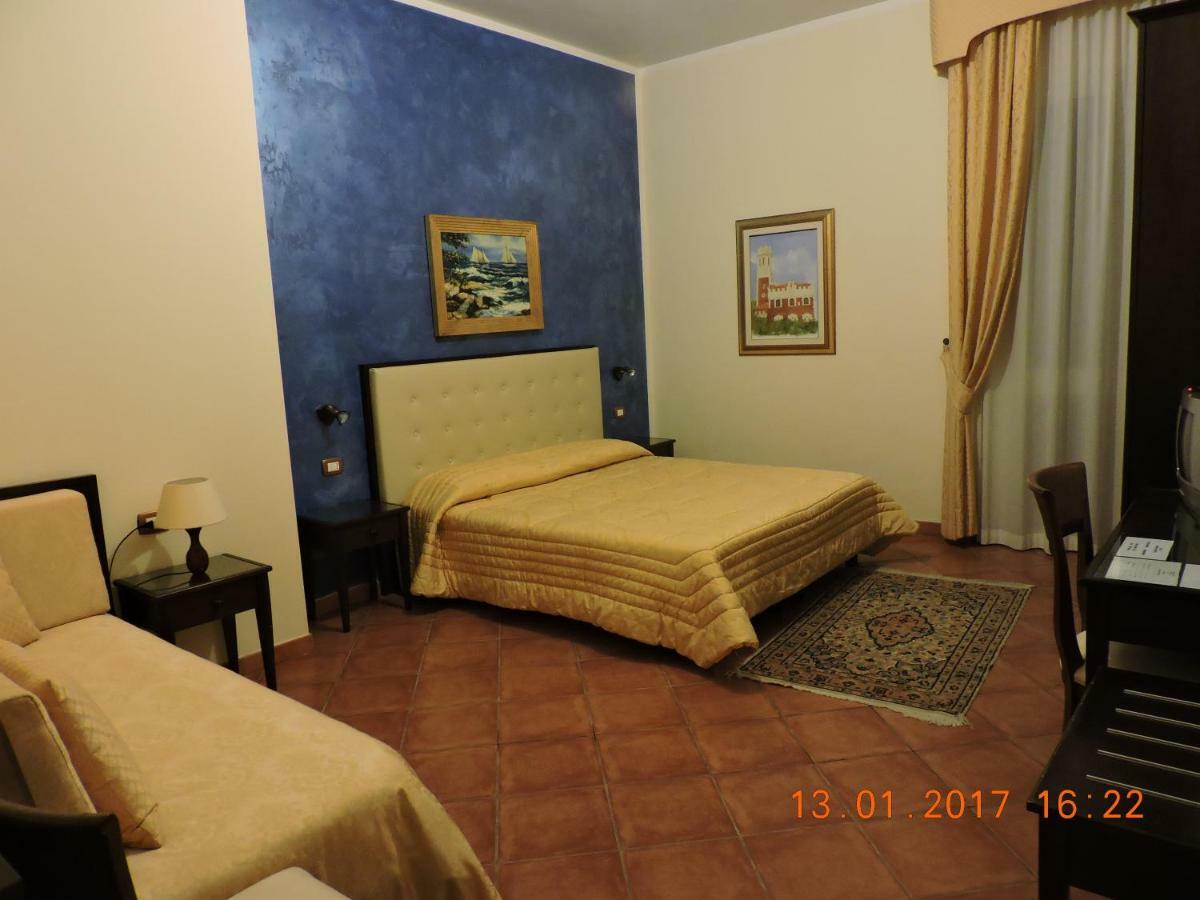 B&B Aquila Reale Portopalo Di Capo Passero Exterior photo